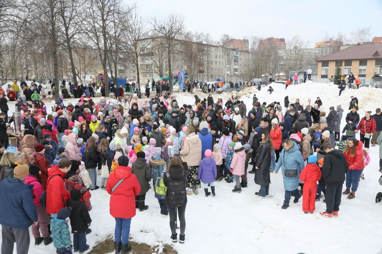 Широкая Масленица в сквере у дома быта на Угличе началась с форс-мажора |  Новости | Телеканал ТВР24 | Сергиев Посад